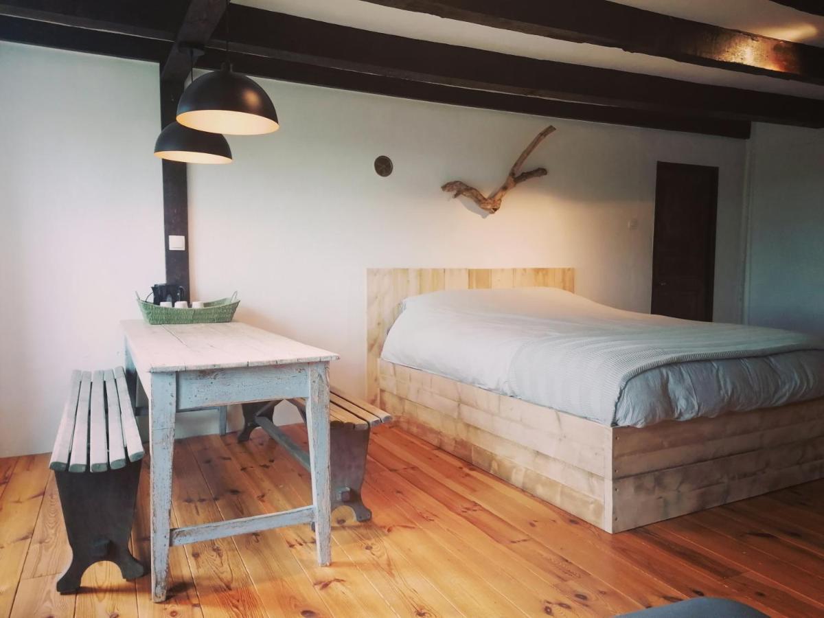 Le Noyer Bed & Breakfast Rougnat Bagian luar foto