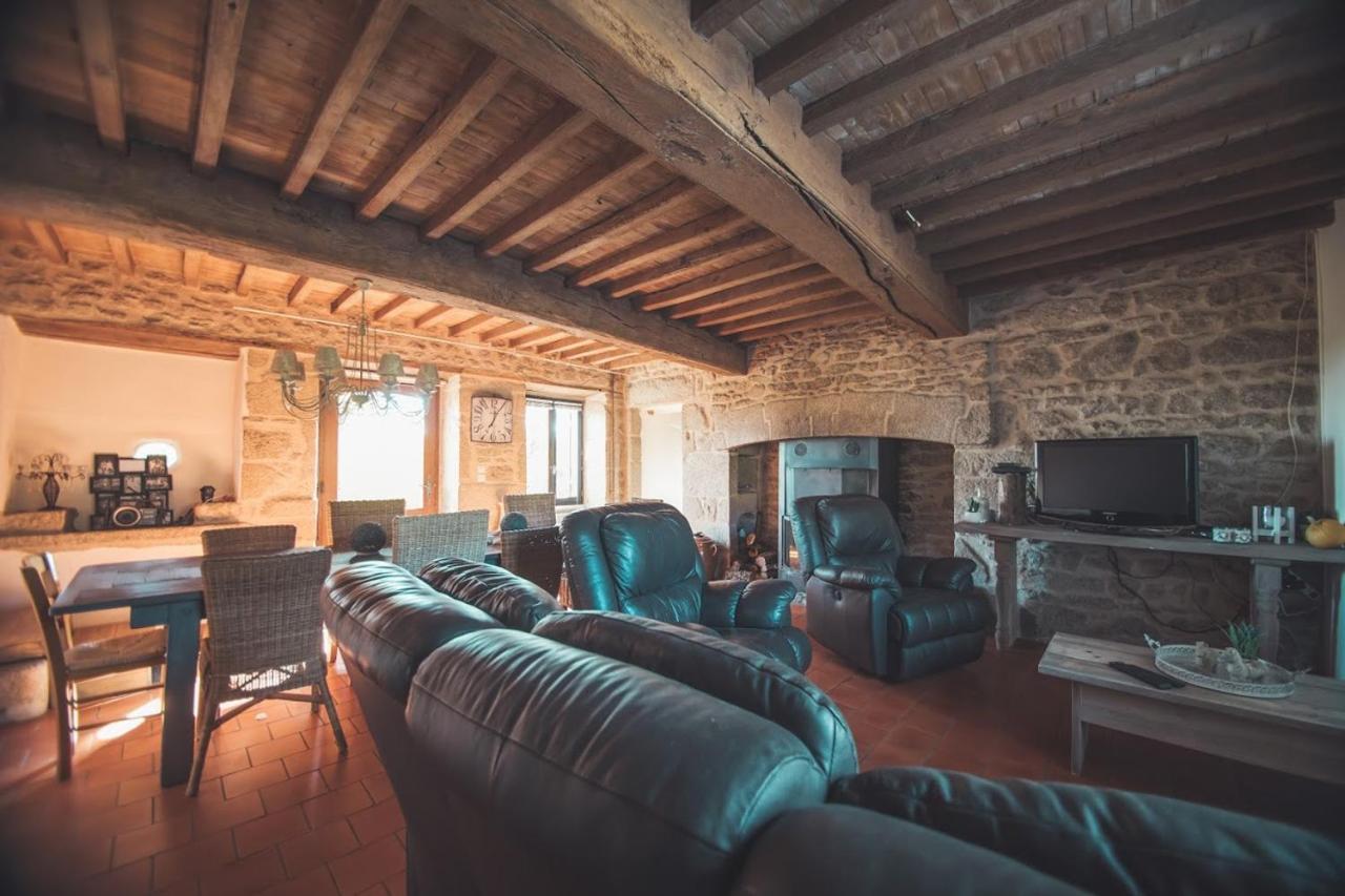 Le Noyer Bed & Breakfast Rougnat Bagian luar foto